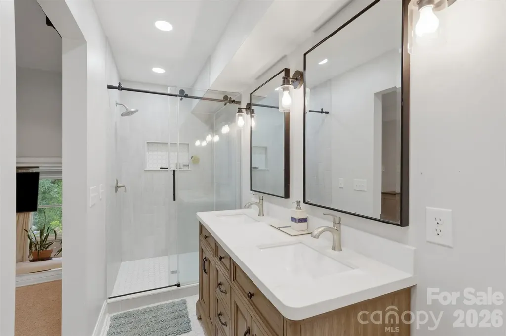 8301 Waxhaw Creek Waxhaw NC 28173