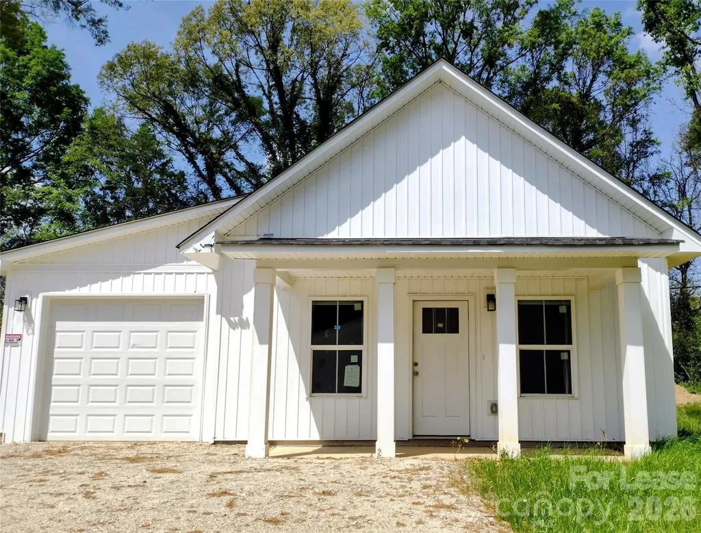 303 N Crigler Street Charlotte NC 28216