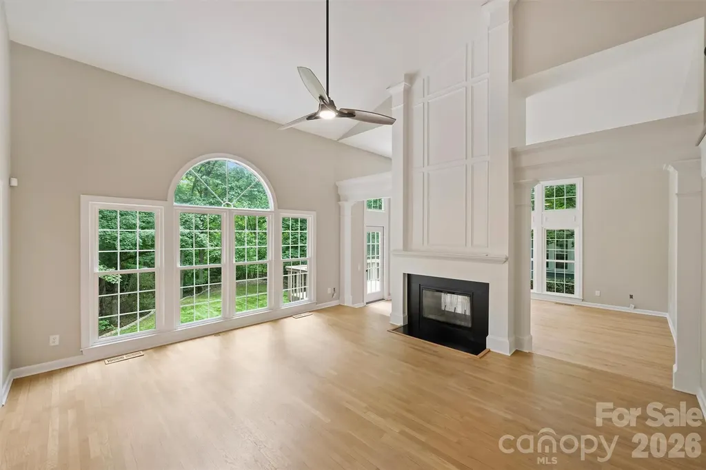 5317 Fairvista Drive Charlotte NC 28269