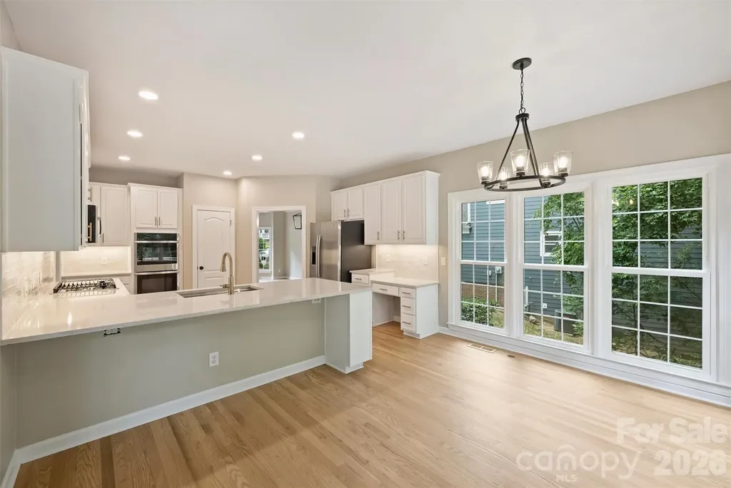 5317 Fairvista Drive Charlotte NC 28269