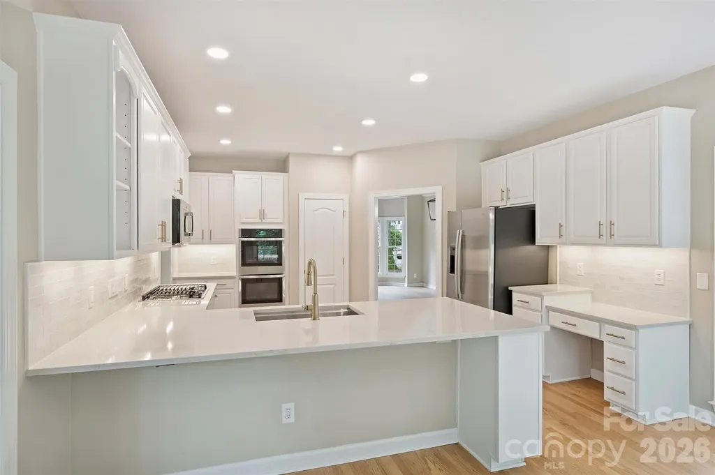 5317 Fairvista Drive Charlotte NC 28269