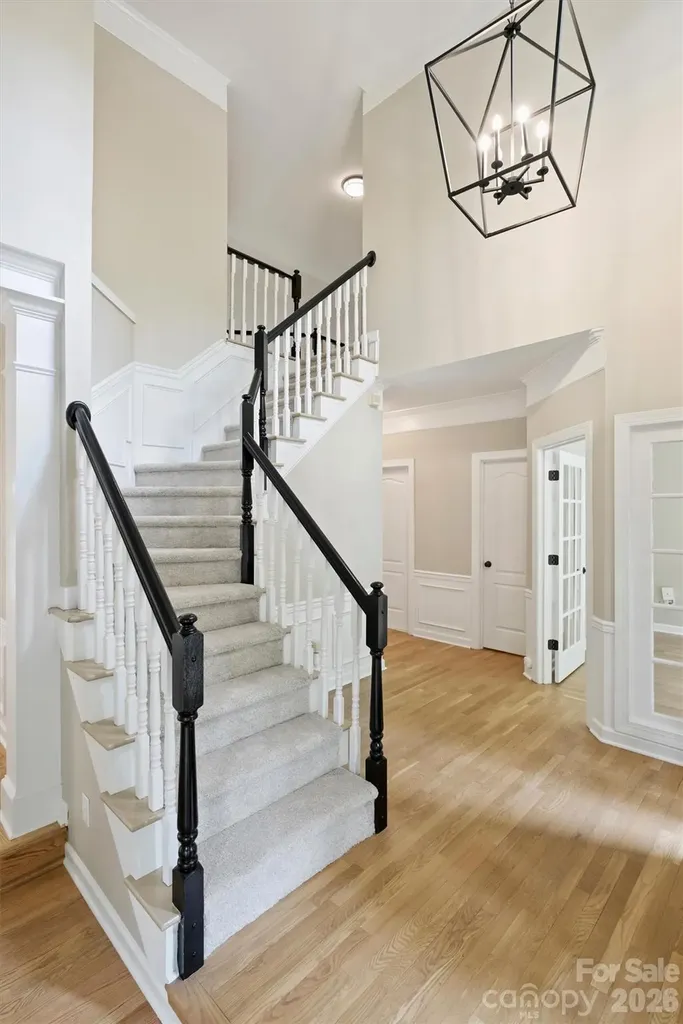 5317 Fairvista Drive Charlotte NC 28269