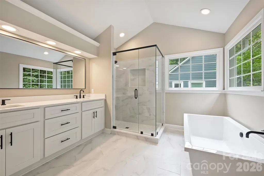 5317 Fairvista Drive Charlotte NC 28269