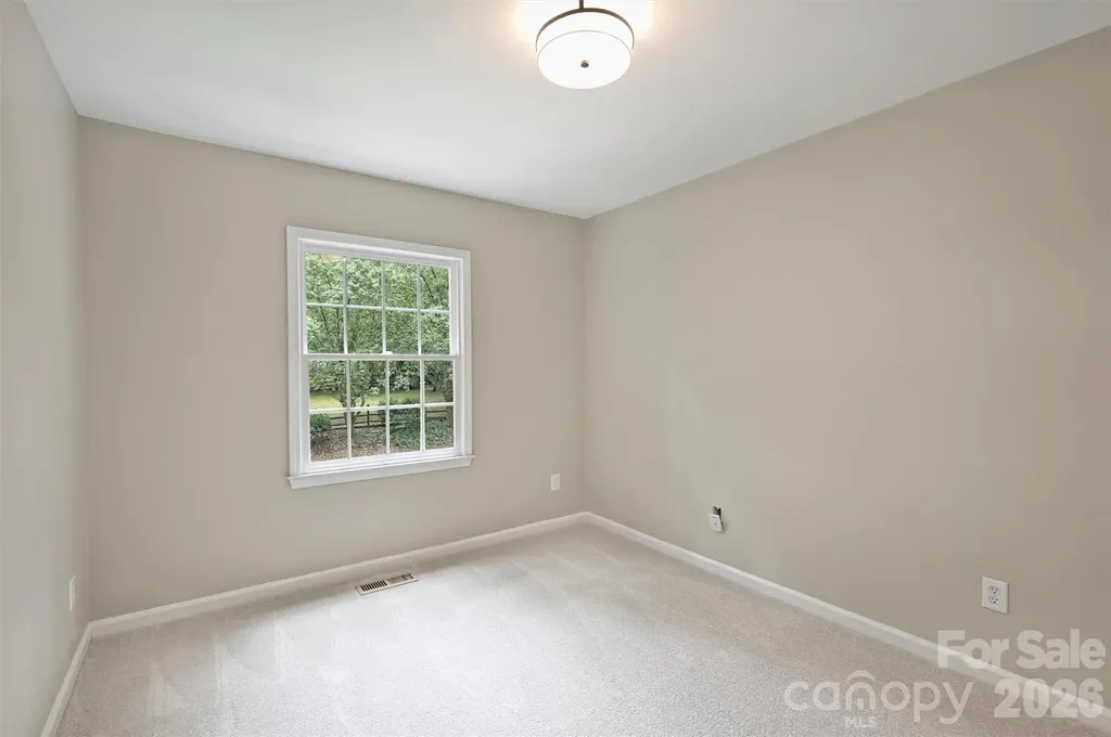 5317 Fairvista Drive Charlotte NC 28269