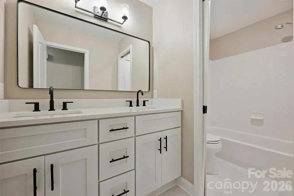 5317 Fairvista Drive Charlotte NC 28269