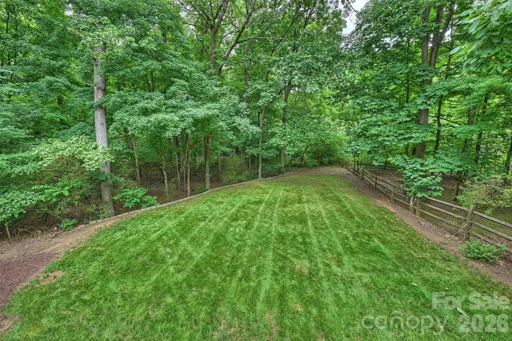 5317 Fairvista Drive Charlotte NC 28269