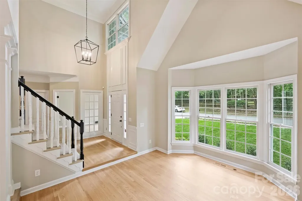 5317 Fairvista Drive Charlotte NC 28269