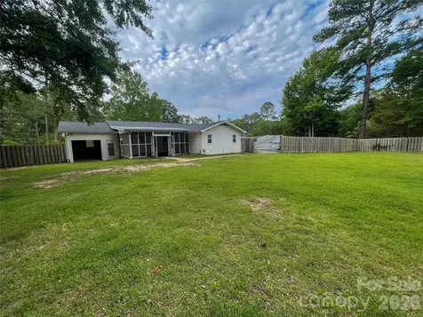 14 Hamden Circle Cheraw SC 29520