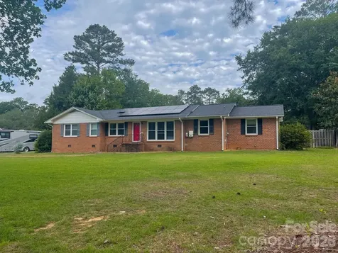 14 Hamden Circle Cheraw SC 29520
