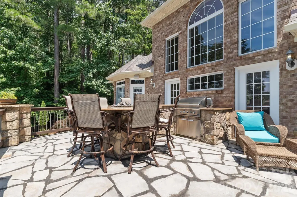 151 Eagle Chase Lane Troutman NC 28166