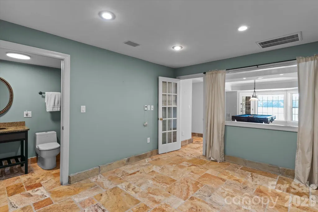 151 Eagle Chase Lane Troutman NC 28166