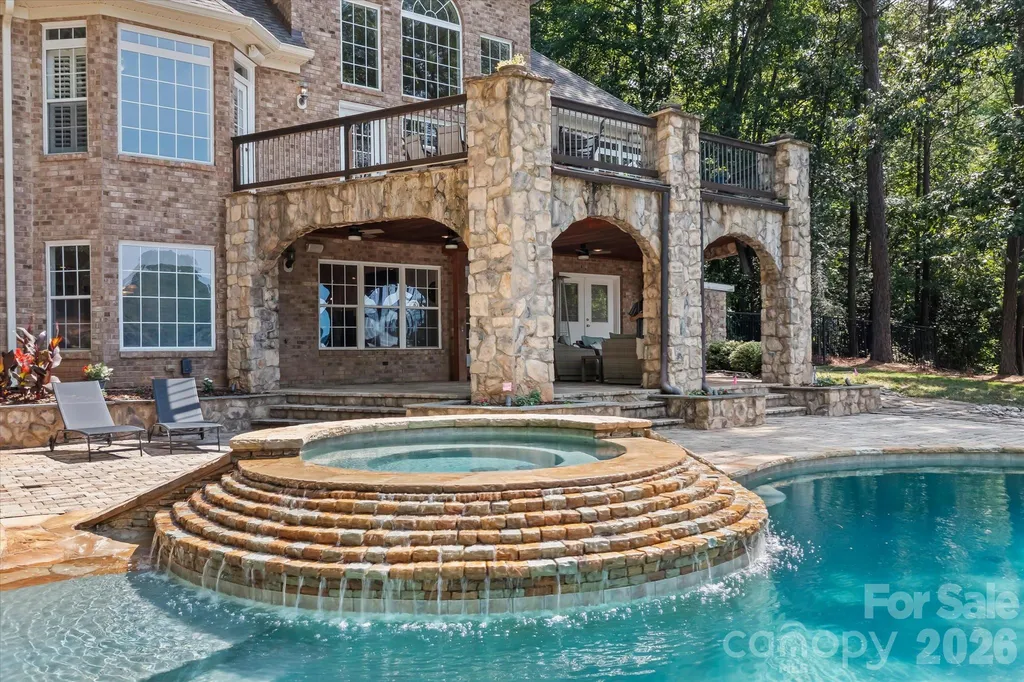 151 Eagle Chase Lane Troutman NC 28166