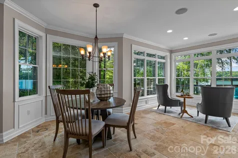 151 Eagle Chase Lane Troutman NC 28166