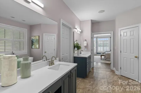 151 Eagle Chase Lane Troutman NC 28166