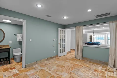 151 Eagle Chase Lane Troutman NC 28166