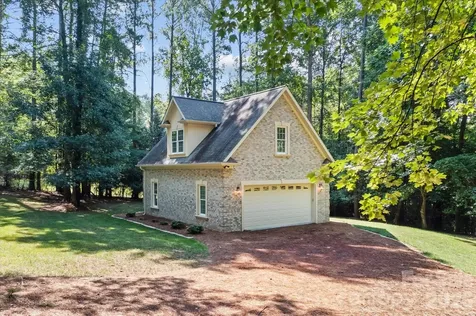 151 Eagle Chase Lane Troutman NC 28166
