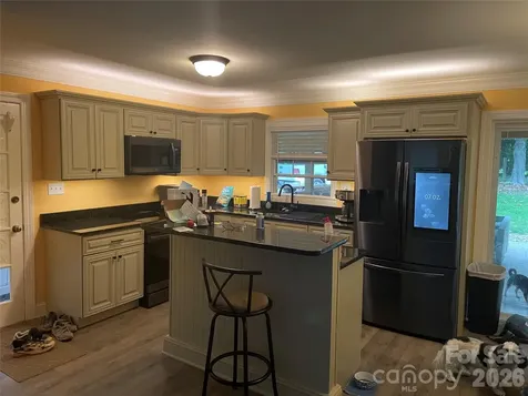 514 Crestview Drive Albemarle NC 28001