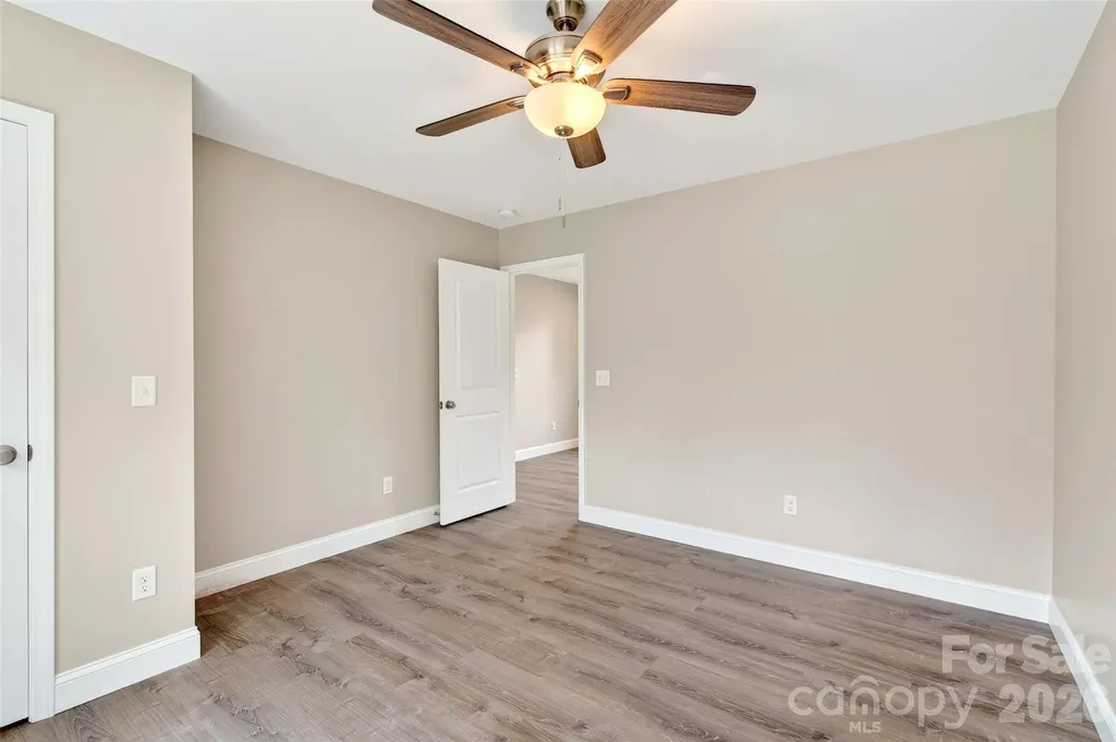 88 Walker Street Black Mountain NC 28711