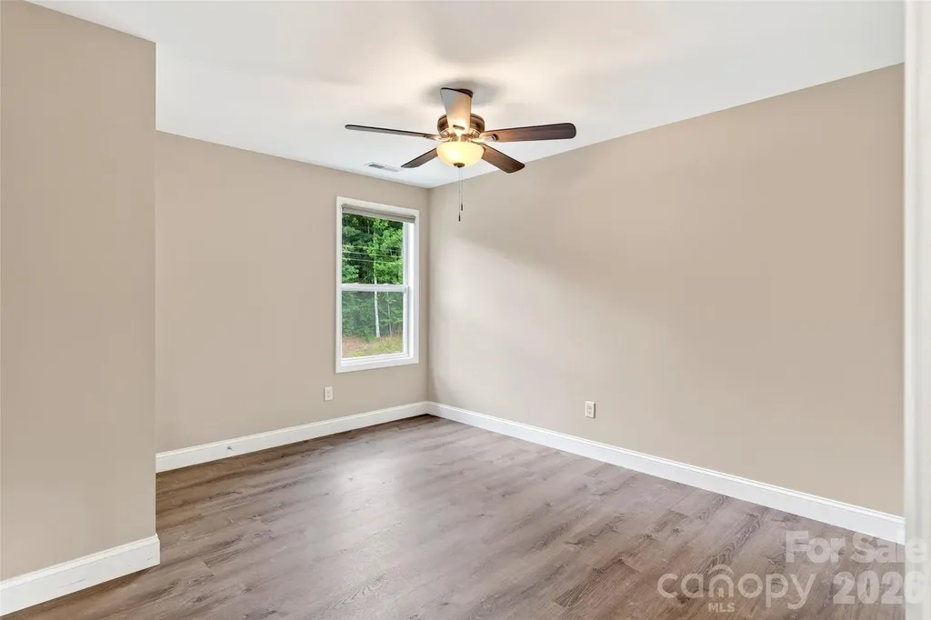 88 Walker Street Black Mountain NC 28711