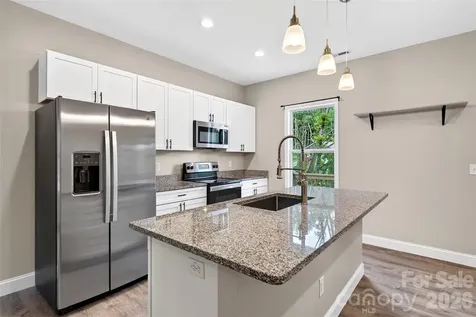 88 Walker Street Black Mountain NC 28711