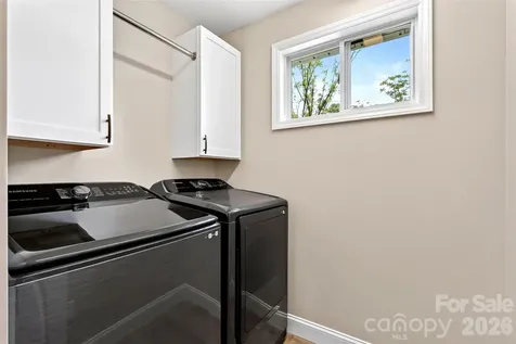 88 Walker Street Black Mountain NC 28711