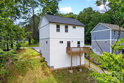88 Walker Street Black Mountain NC 28711