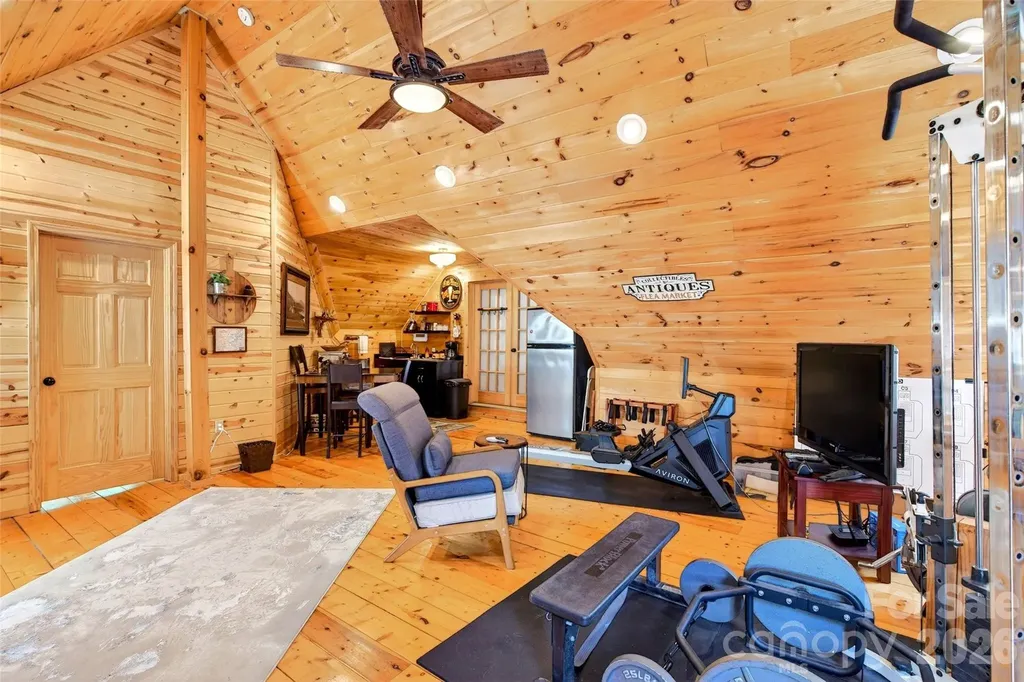 87 Ali Avenue Bakersville NC 28705