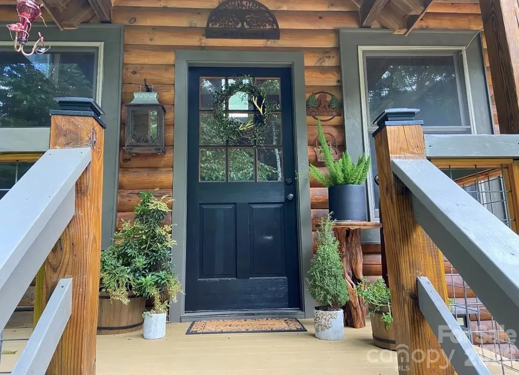 87 Ali Avenue Bakersville NC 28705