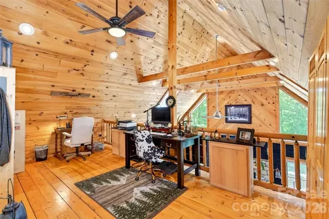87 Ali Avenue Bakersville NC 28705