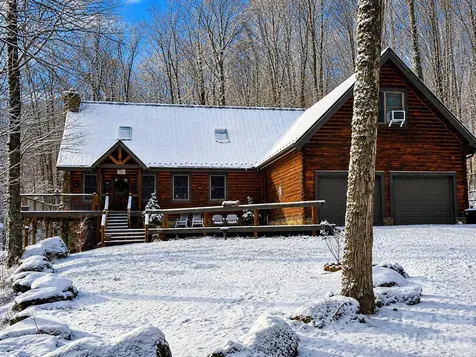 87 Ali Avenue Bakersville NC 28705