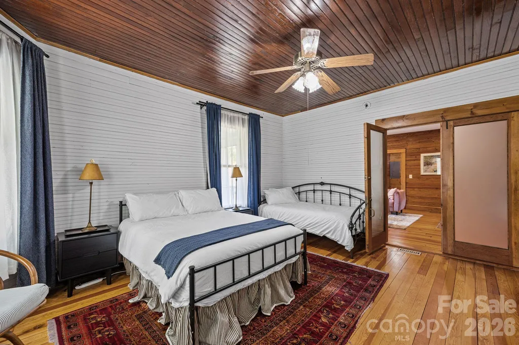 615 Rose Hill Road Asheville NC 28803