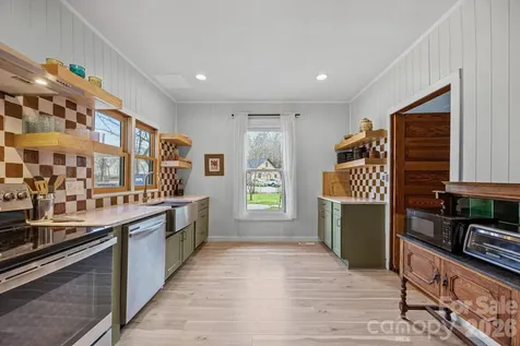 615 Rose Hill Road Asheville NC 28803