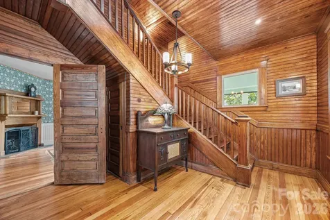 615 Rose Hill Road Asheville NC 28803