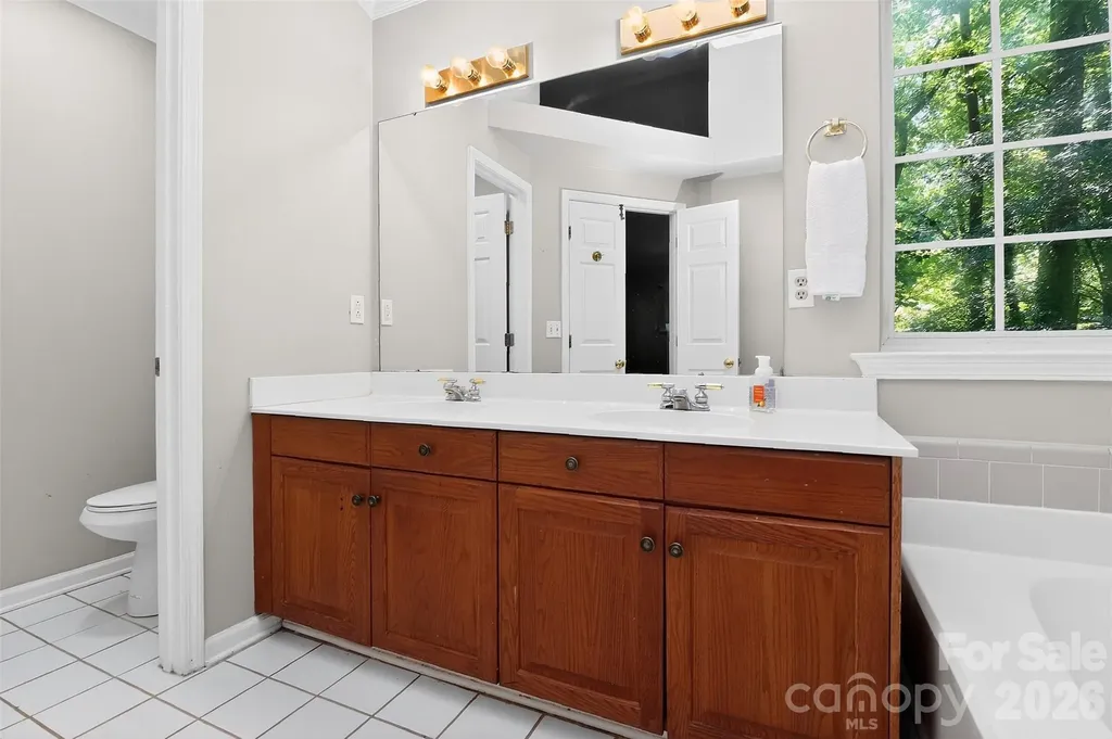 11007 Secotan Lane Matthews NC 28105