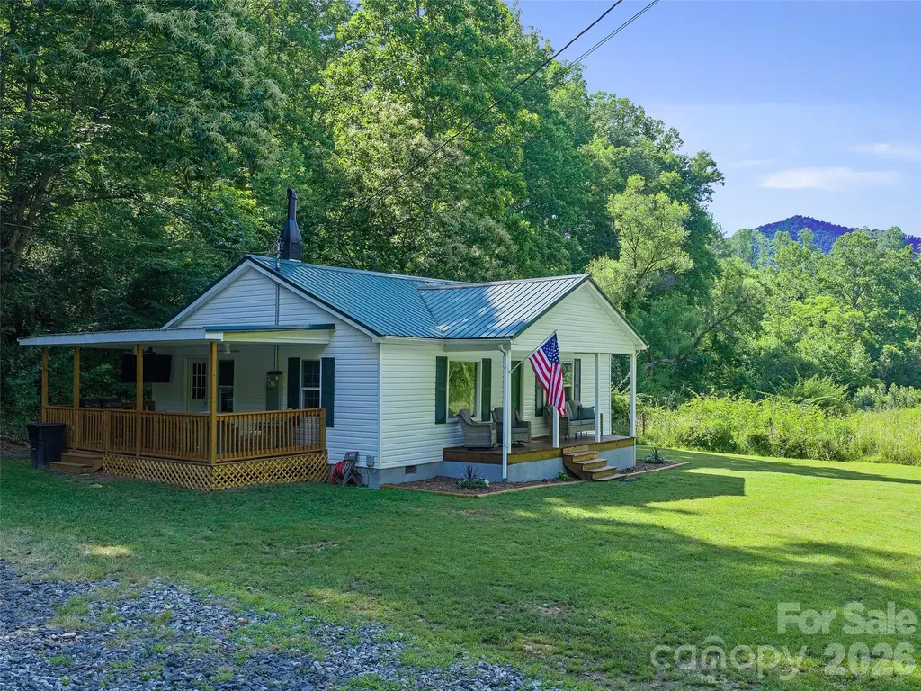 232 Langford Branch Road Burnsville NC 28714