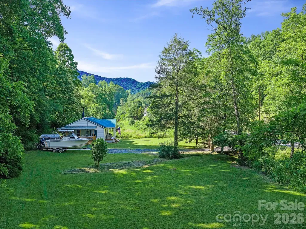 232 Langford Branch Road Burnsville NC 28714