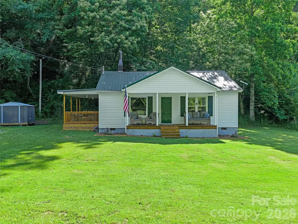 232 Langford Branch Road Burnsville NC 28714