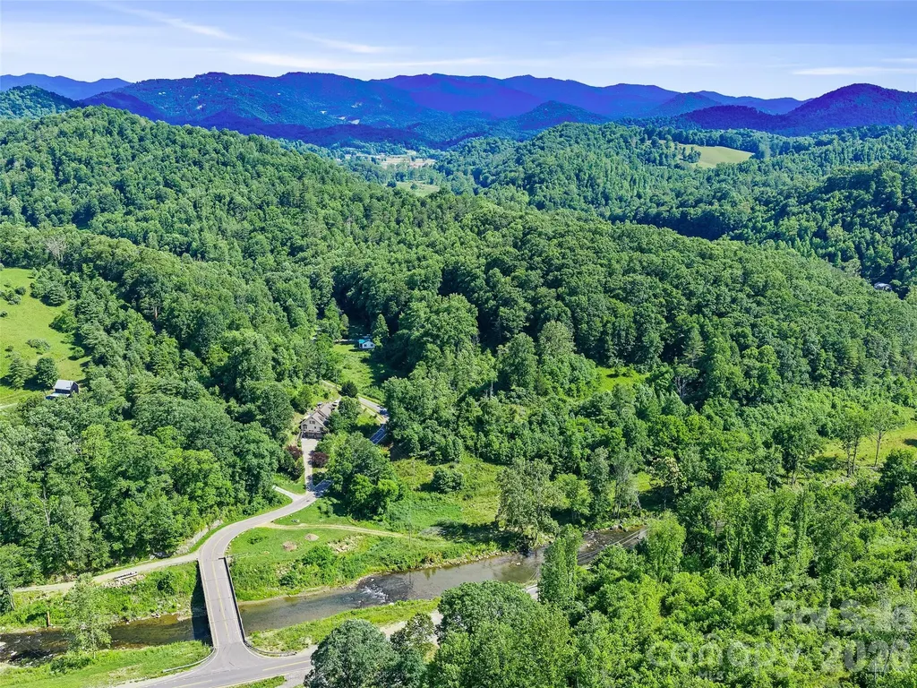 232 Langford Branch Road Burnsville NC 28714