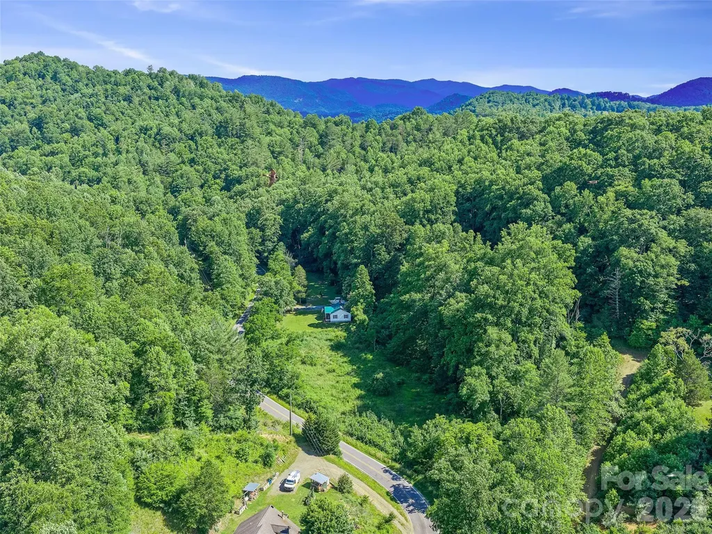 232 Langford Branch Road Burnsville NC 28714