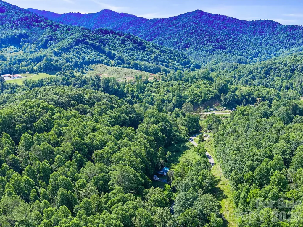 232 Langford Branch Road Burnsville NC 28714