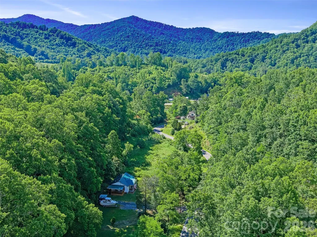 232 Langford Branch Road Burnsville NC 28714