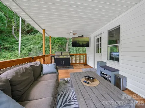 232 Langford Branch Road Burnsville NC 28714
