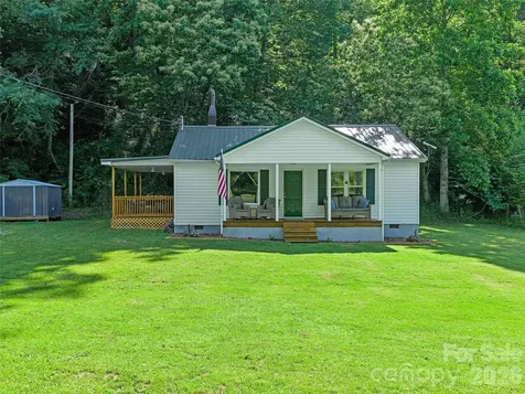 232 Langford Branch Road Burnsville NC 28714