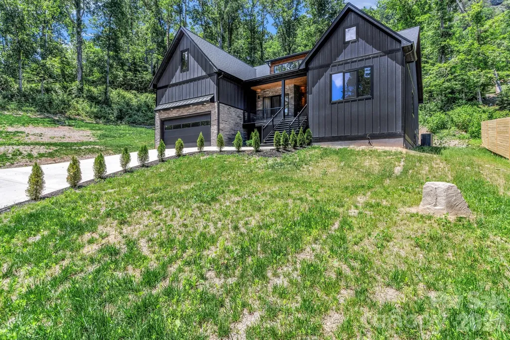63 Winding Ridge Road Fairview NC 28730