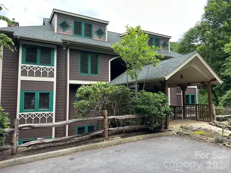 222 Creekside Way Burnsville NC 28714