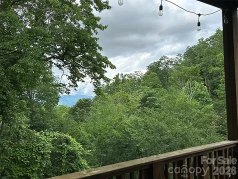 222 Creekside Way Burnsville NC 28714
