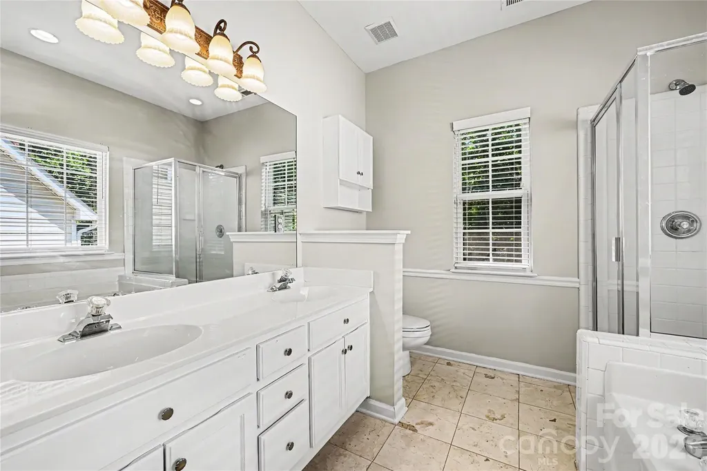 10508 Hellebore Road Charlotte NC 28213