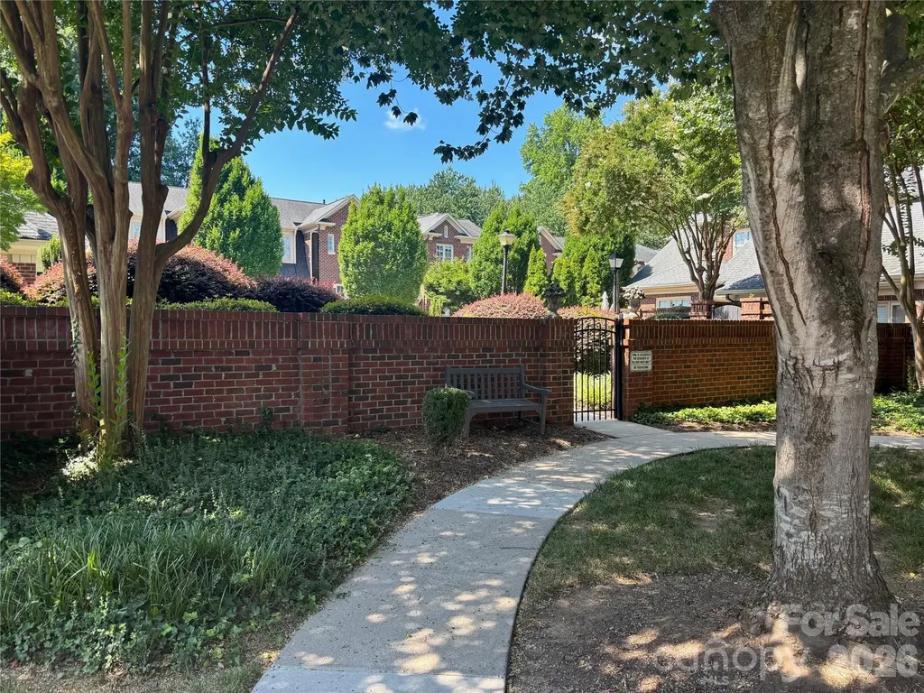 937 Park Slope Drive Charlotte NC 28209