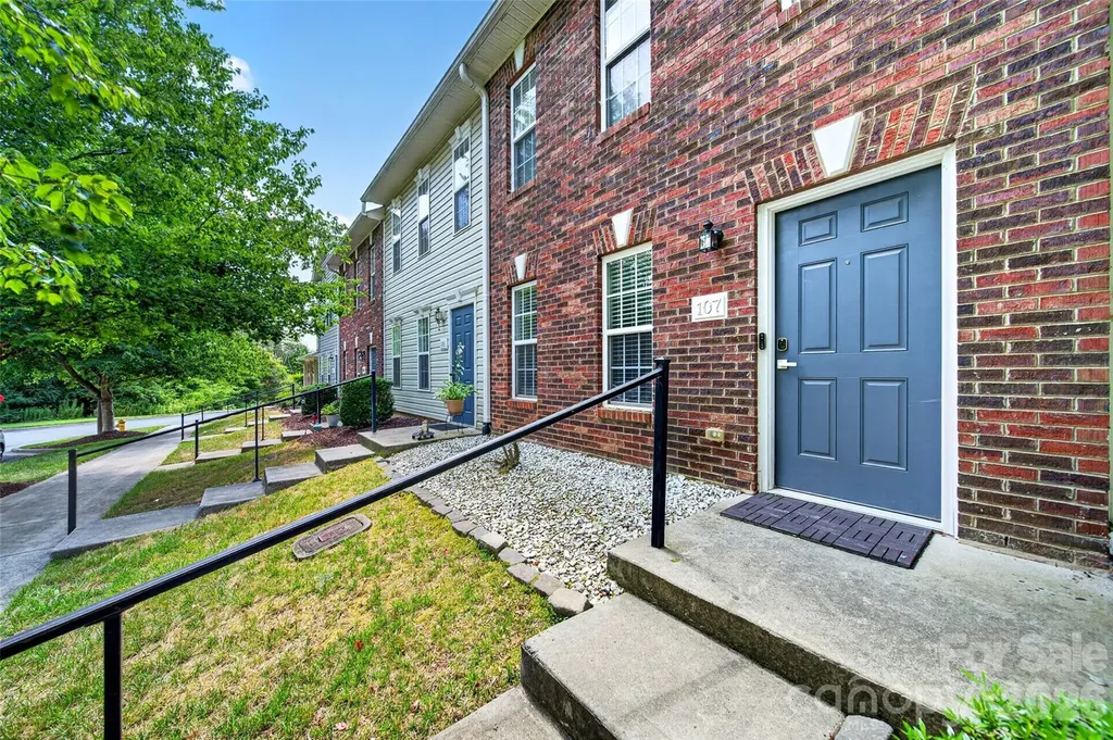 140 Locomotive Lane Mooresville NC 28115