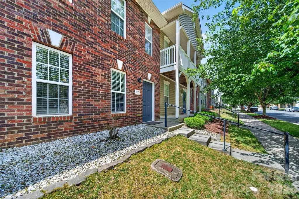 140 Locomotive Lane Mooresville NC 28115